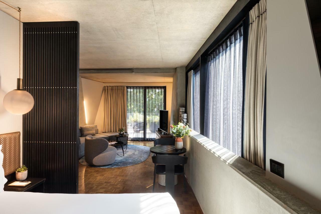Nobu Hotel London Shoreditch Exterior foto A room at the hotel
