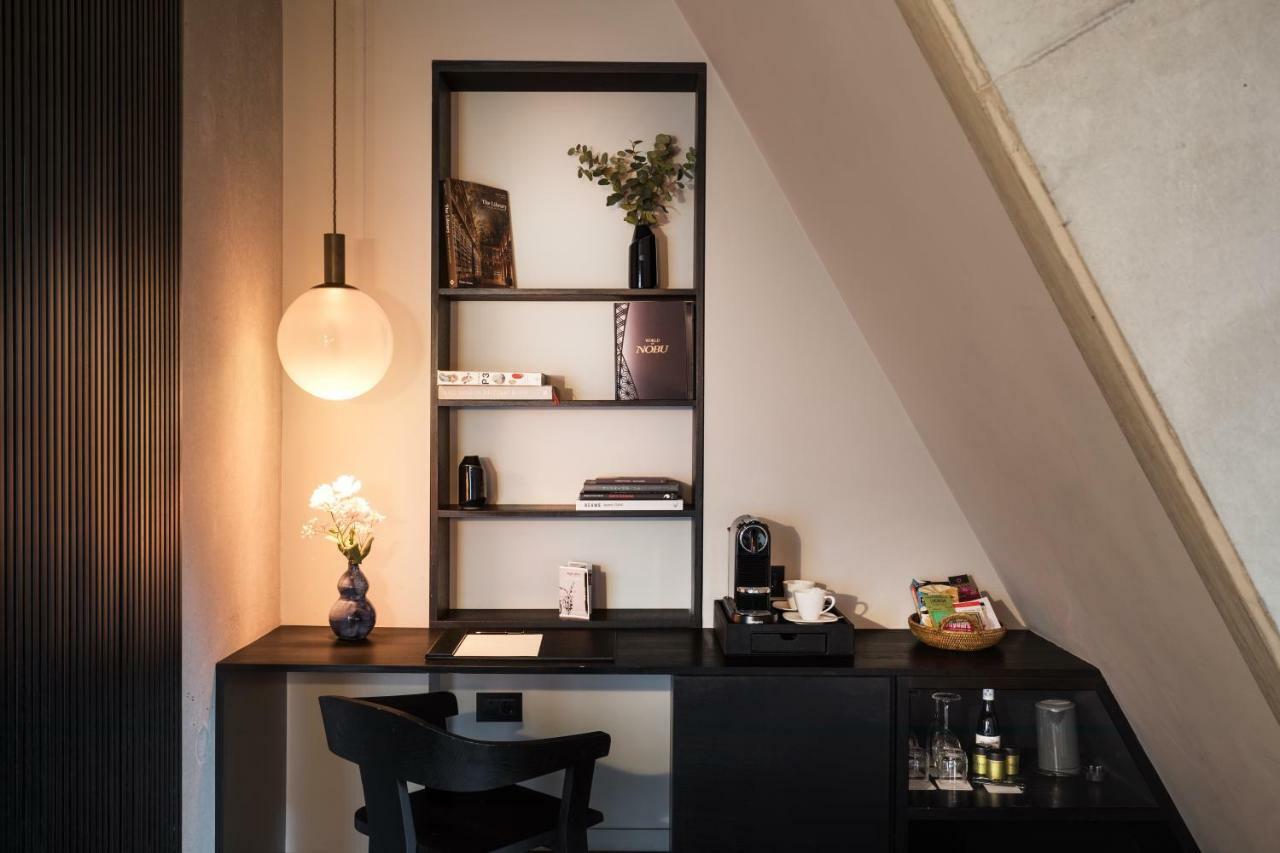 Nobu Hotel London Shoreditch Exterior foto A Nespresso machine in a hotel room